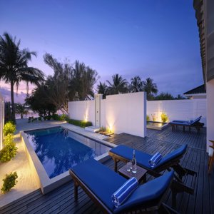 Two Bedroom Beach Villa with 2 Pools Photo 2